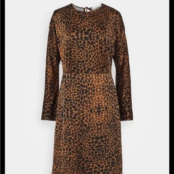 Hugo boss darkea long sleeve animal print dress NWT - Picture 5 of 9